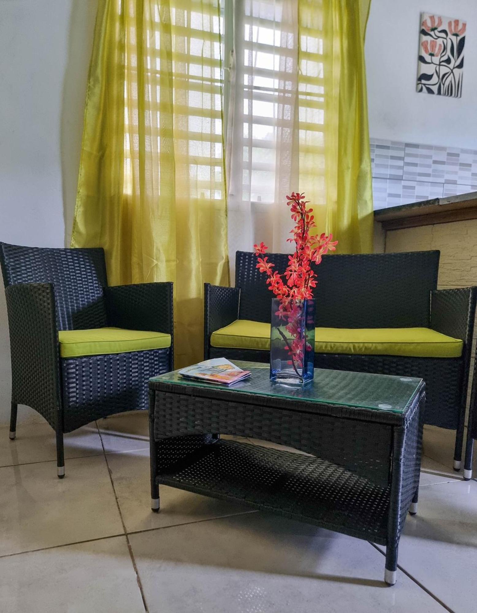 Cattleya Flor Hotel Oranjestad  Dış mekan fotoğraf
